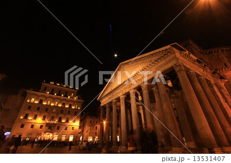 ローマパンテオン神殿10mm（Pantheon by night in Rome 10mm) 13531407