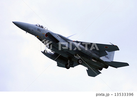 戦闘機 13533396