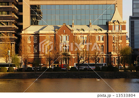 白鳥と東京銀行協会ビルヂング 白鳥と東京銀行協会ビルヂング 13533804