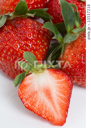 イチゴ　あまおう 13537218