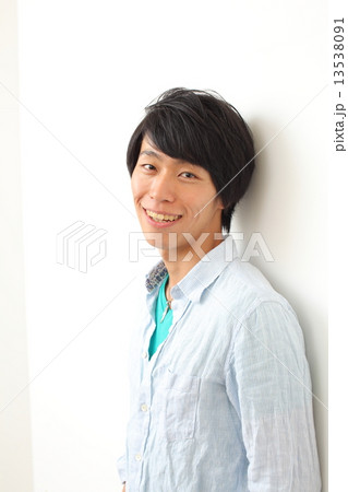 20代男性 20代男性 13538091