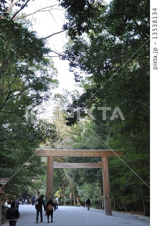伊勢神宮 13538134