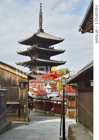 八坂通 京都 東山 八坂通 京都 東山 13540361