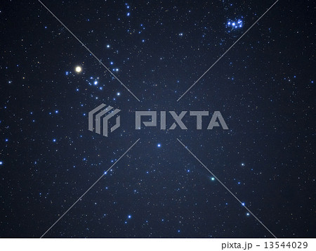 昴と牡牛座とラブジョイ彗星 13544029
