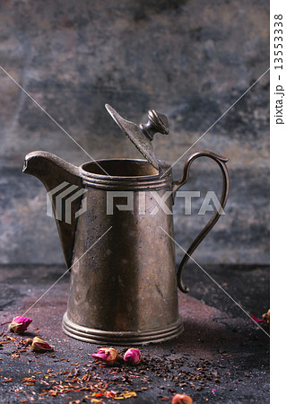 Vintage teapot 13553338