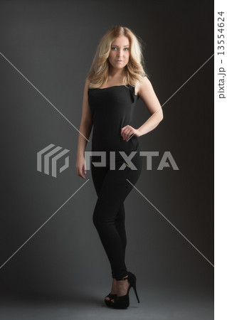 Blond girl 13554624