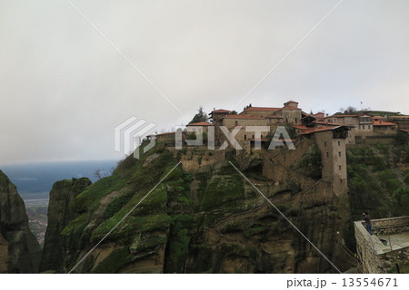 メテオラの修道院(Greece-Meteora) 13554671