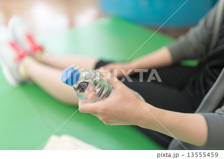 スポーツジム 13555459