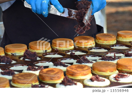 大判焼き 13556946