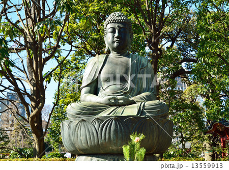 浅草散歩・阿弥陀如来像 13559913