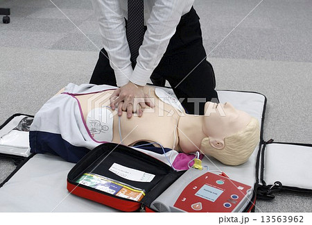 心肺蘇生法 13563962