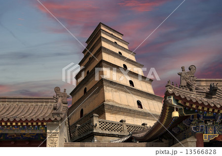 Giant Wild Goose Pagoda (Big Wild Goose Pagoda), is a Buddhist pagoda located in southern Xian,China Giant Wild Goose Pagoda (Big Wild Goose Pagoda), is a Buddhist pagoda located in southern Xian,China 13566828