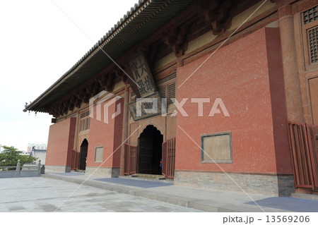中国　大同　華厳寺 13569206