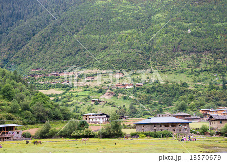 中国 雲南省徳欽 雨崩村の写真素材 中国 雲南省徳欽 雨崩村の写真素材