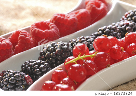 fresh berries fresh berries 13573324