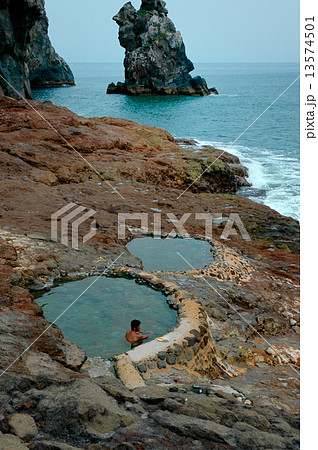 薩摩硫黄島の露天風呂　東温泉 13574501