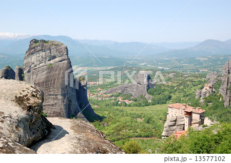 View from above on the Rousannou - St. Barbara monastery, Meteor 13577102