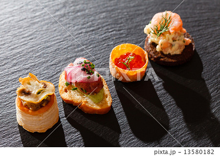canape 13580182