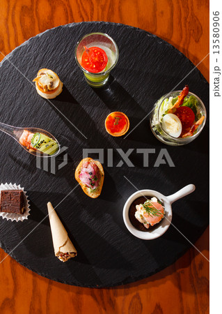 canape canape 13580906