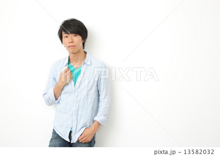 20代男性 13582032