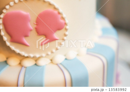 ウエディングケーキ ウエディングケーキ 13583992