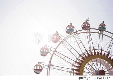レトロ観覧車 レトロ観覧車 13584147