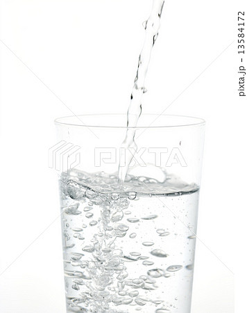 水 水 13584172
