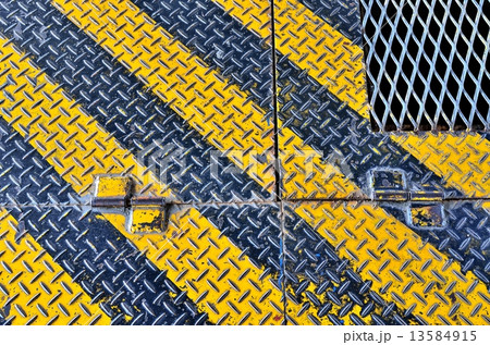 チェッカープレート 13584915