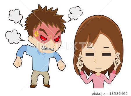 怒る男性に耳を塞ぐ女性 13586462