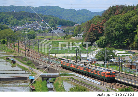 平原付近を走る、しなの鉄道169系 13587353