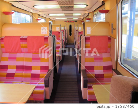 近鉄23000系車内 近鉄23000系車内 13587450
