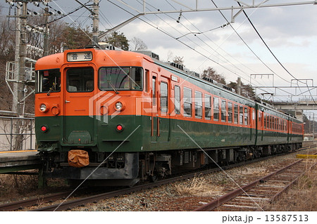 平原駅に停車するしなの鉄道169系 13587513