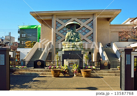 浅草散歩・銅造地蔵菩薩坐像　東禅寺 13587768