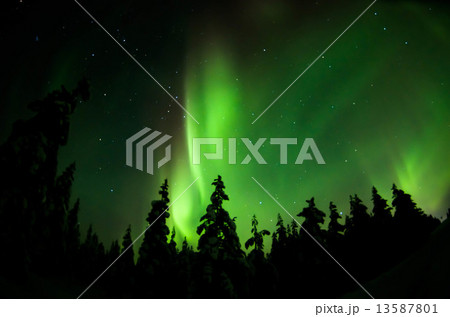 オーロラ 13587801