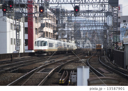 近鉄電車　アーバンライナー　21000系 13587901