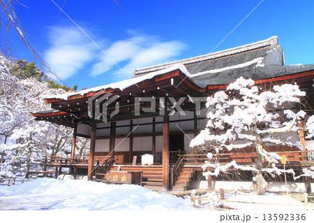1月京都 天龍寺・多宝殿(雪景色バージョン) 13592336