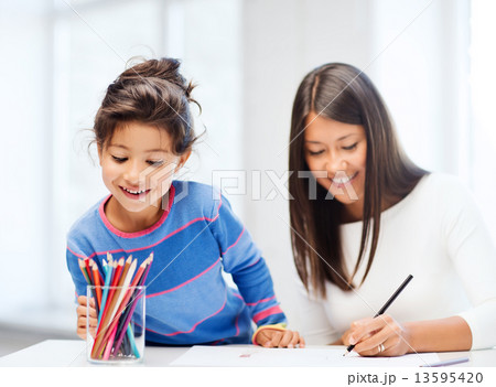 mother and daughter drawing mother and daughter drawing 13595420