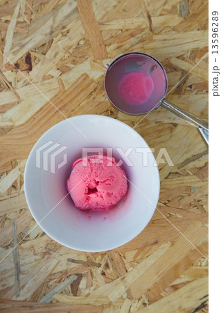 Red berries ice-cream 13596289