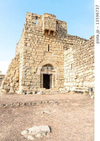 アズラック城(ヨルダン、アズラック) アズラック城(ヨルダン、アズラック) 13596737