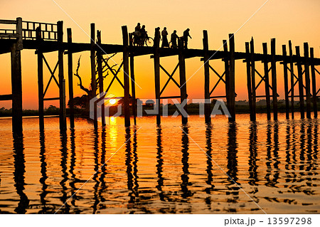 U bein bridge at Amarapura ,Mandalay, Myanmar. 13597298