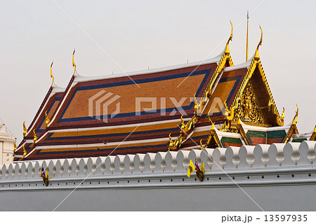 Wat Phra Kaeo Temple, bangkok, Thailand.. 13597935