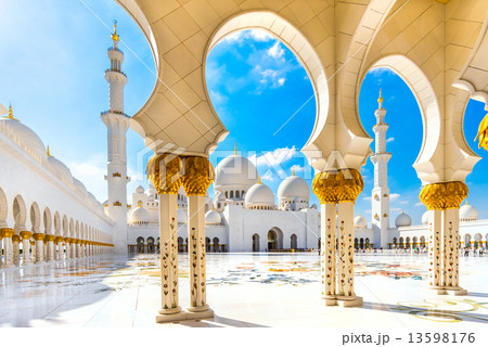 Sheikh Zayed Mosque, Abu Dhabi, United Arab Emirates 13598176