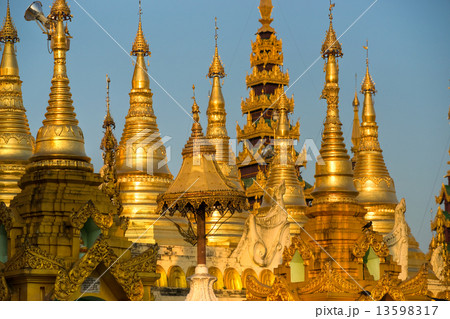 Shwedagon Paya, Yangoon, Myanmar. Shwedagon Paya, Yangoon, Myanmar. 13598317