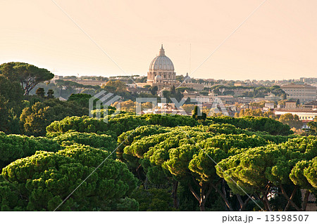 San Peter square, Rome, Italy. 13598507