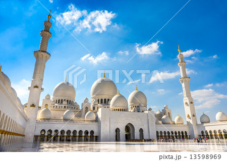 Sheikh Zayed Mosque, Abu Dhabi, United Arab Emirates 13598969
