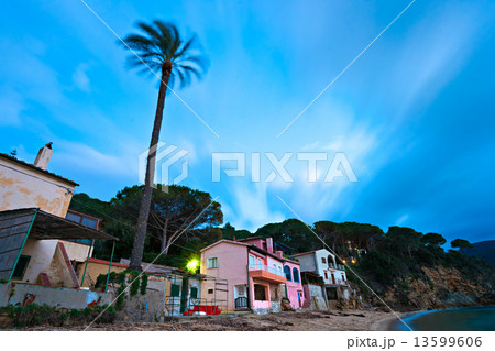 Sunset at Forno, on the Biodola Bay, Elba island. Sunset at Forno, on the Biodola Bay, Elba island. 13599606