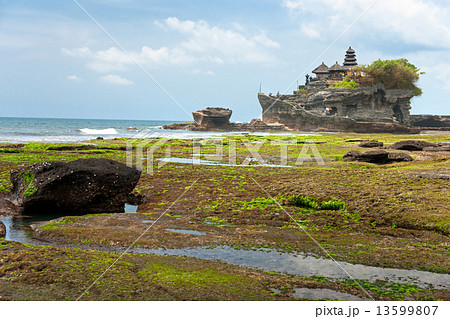 The Tanah Lot Temple, Bali, Indonesia. 13599807