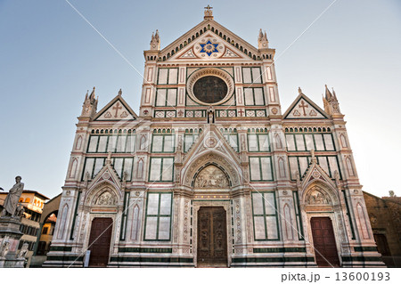 Florence, view of Santa croce church. Tuscany. Florence, view of Santa croce church. Tuscany. 13600193