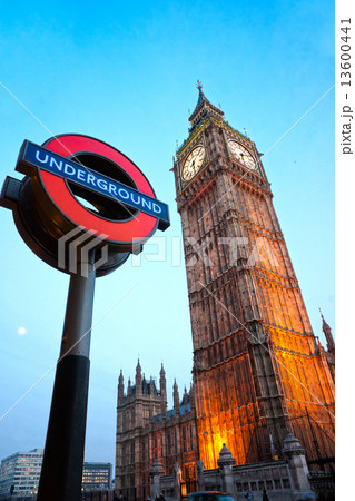 LONDON - MARCH 17: The Big Ben. The London 'Underground' logo wi 13600441