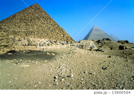 The three pyramids, Giza, Egypt. 13600504